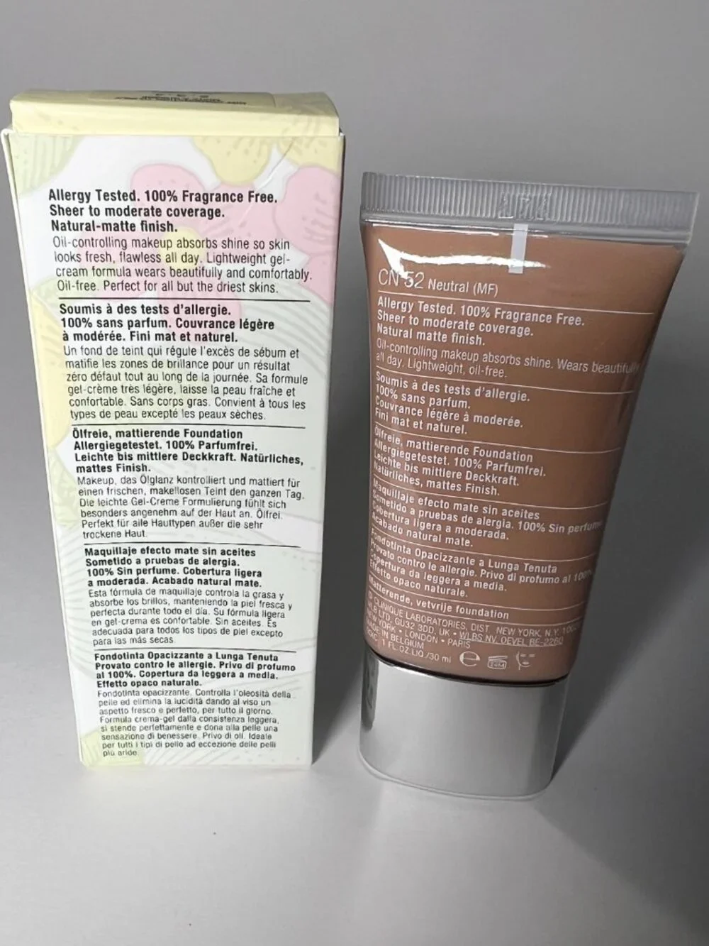 Clinique Stay Matte Oil Free Makeup 52 Neutral Full Regular Size 1 fl oz SEALED